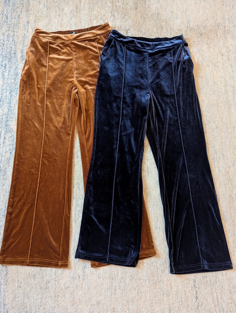 Set Of 2 Velvet Lightly Flared Bottoms - Golden Brown and Navy Size S
